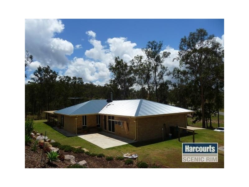 106 John Collins Drive, Mundoolun QLD 4285