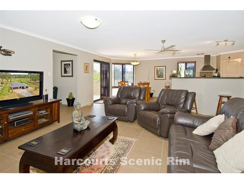 31 Turpentine Dr, Cedar Vale QLD 4285