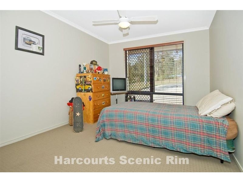 31 Turpentine Dr, Cedar Vale QLD 4285