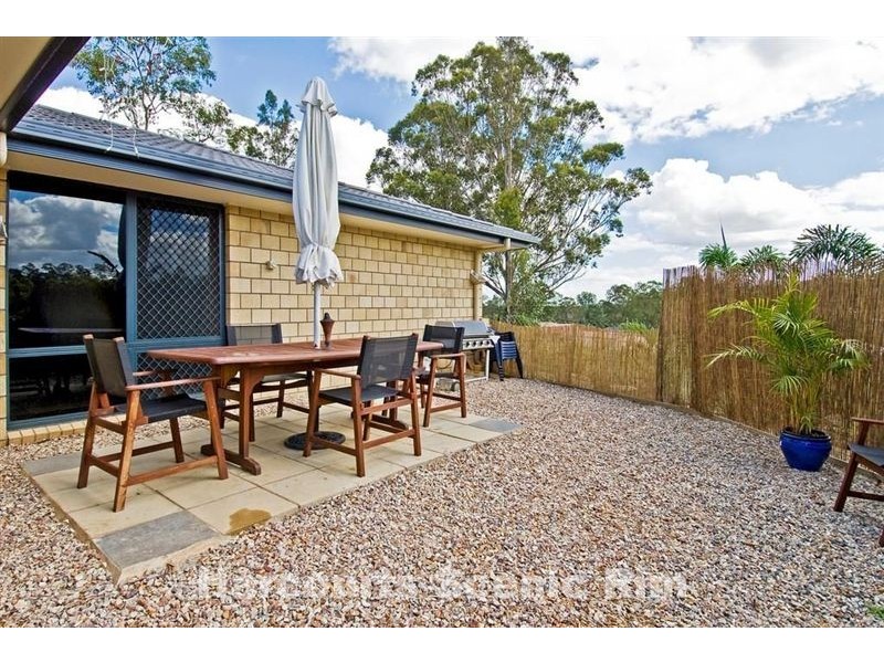 31 Turpentine Dr, Cedar Vale QLD 4285