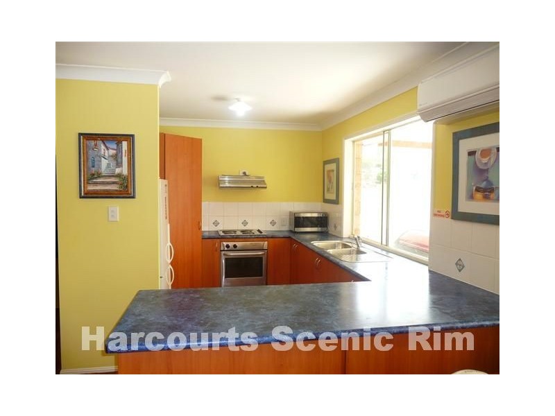 7-9 Portsmouth Court, Mundoolun QLD 4285