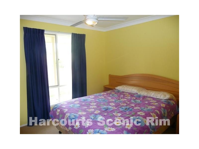 7-9 Portsmouth Court, Mundoolun QLD 4285