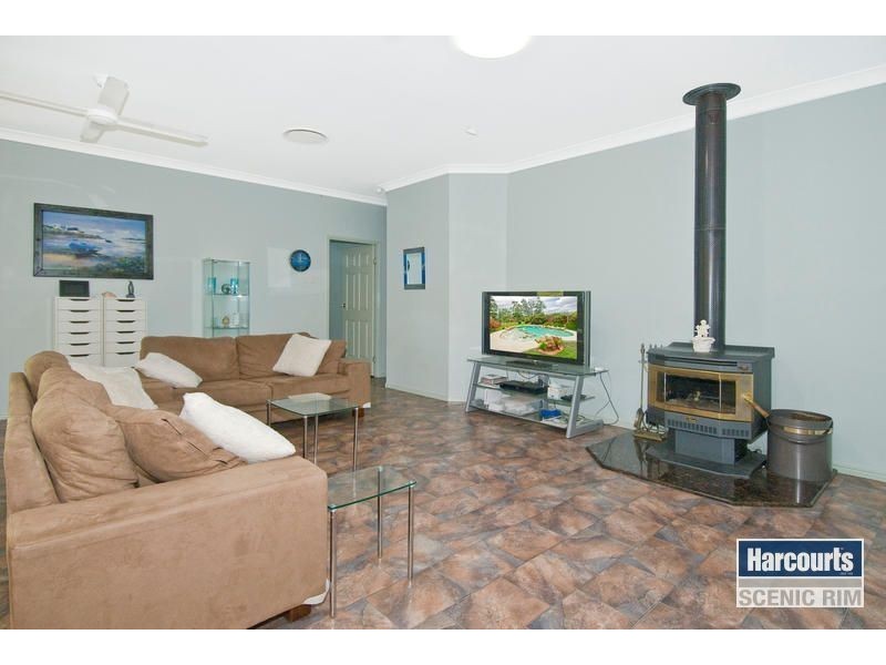 28-30 Ringtail Court, Spring Mountain Estate, Greenbank QLD 4124