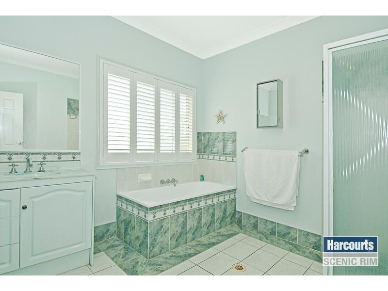 28-30 Ringtail Court, Spring Mountain Estate, Greenbank QLD 4124