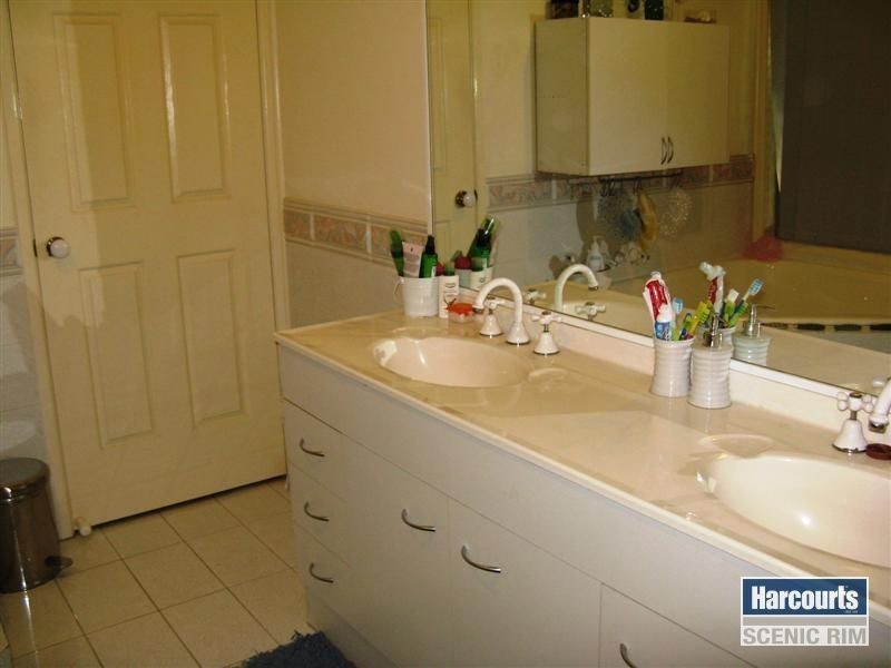 56-58 Marion Road, Cedar Grove QLD 4285