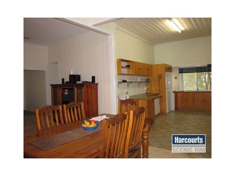 Woodhill QLD 4285
