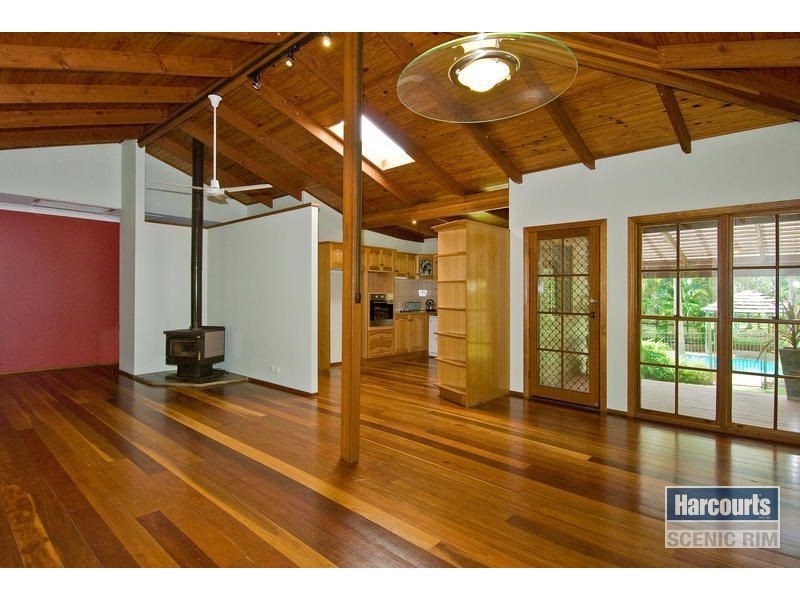 92 Smith Road, Park Ridge South QLD 4125