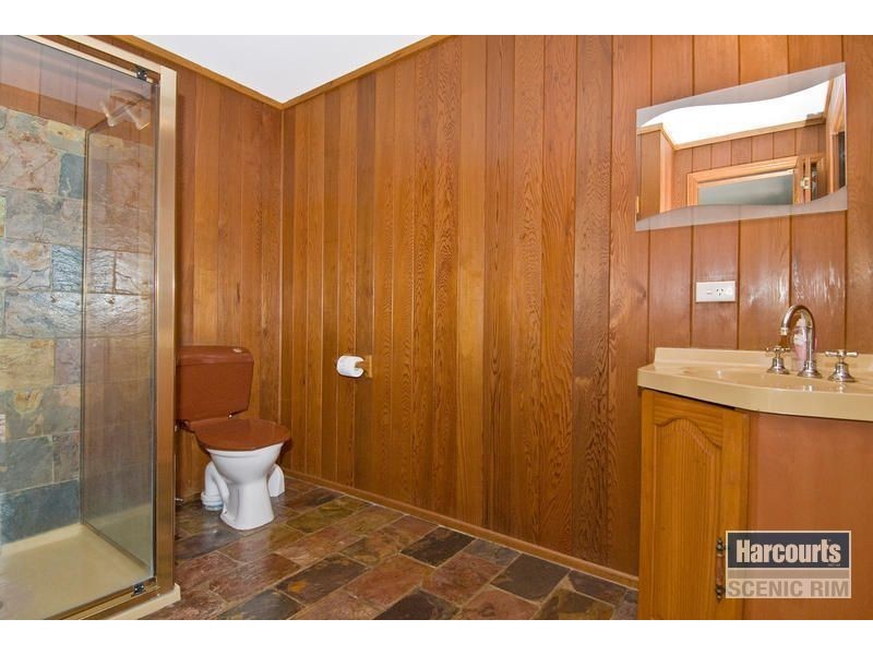 92 Smith Road, Park Ridge South QLD 4125