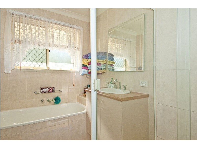 23 Sandalwood Court, Jimboomba QLD 4280
