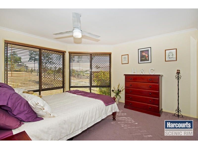 209 Peppertree Dr, Jimboomba QLD 4280