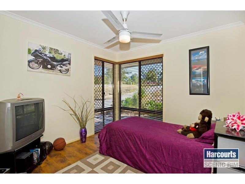 209 Peppertree Dr, Jimboomba QLD 4280