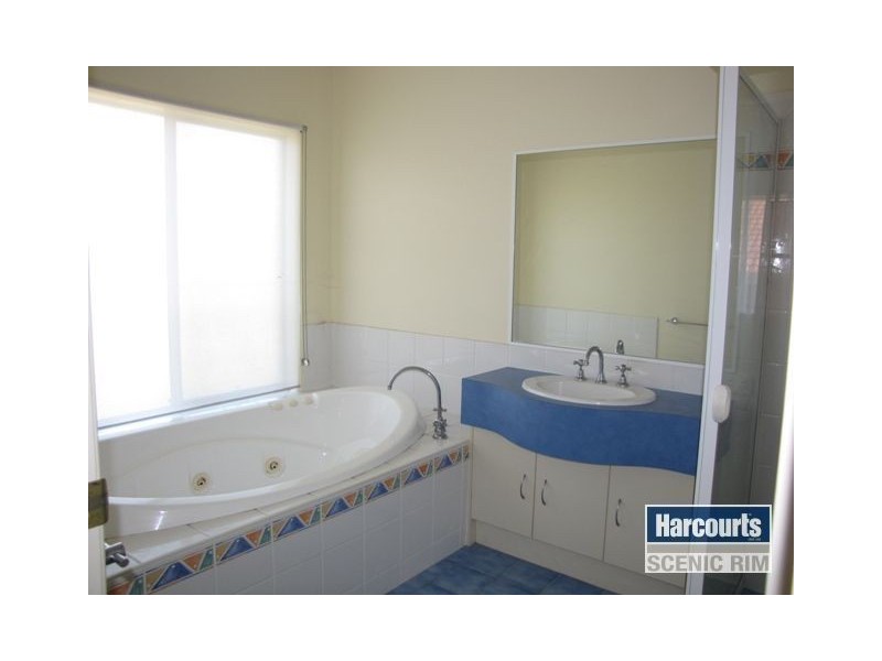 1 Sweet Myrtle Court, Jimboomba QLD 4280