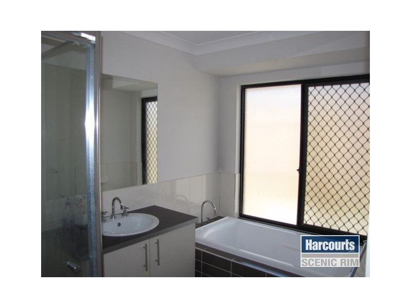 22 Creekside Crescent, Jimboomba QLD 4280