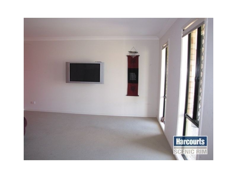 22 Creekside Crescent, Jimboomba QLD 4280