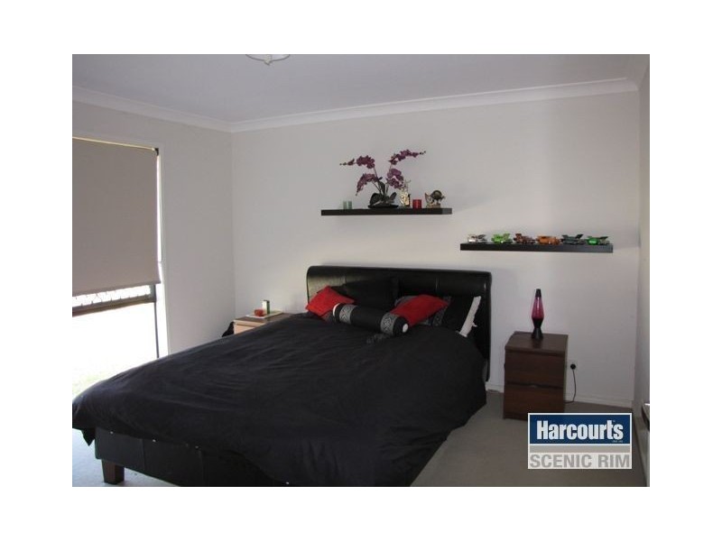 22 Creekside Crescent, Jimboomba QLD 4280