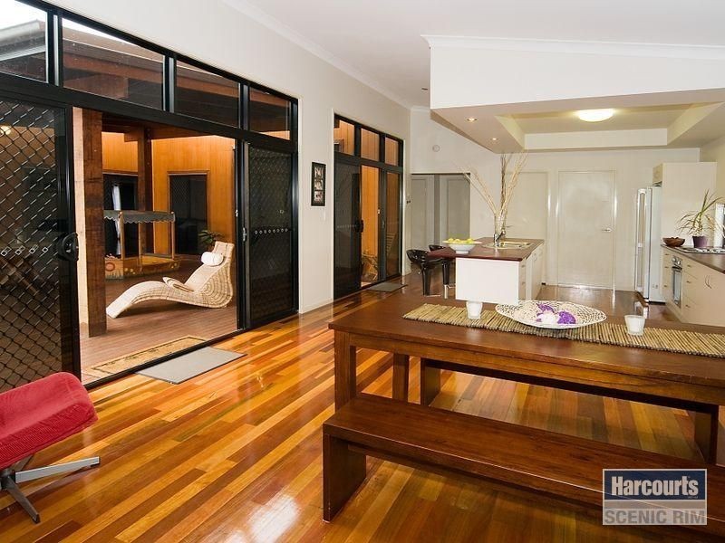 10-12 Bullock Wagon Crescent, Greenbank QLD 4124