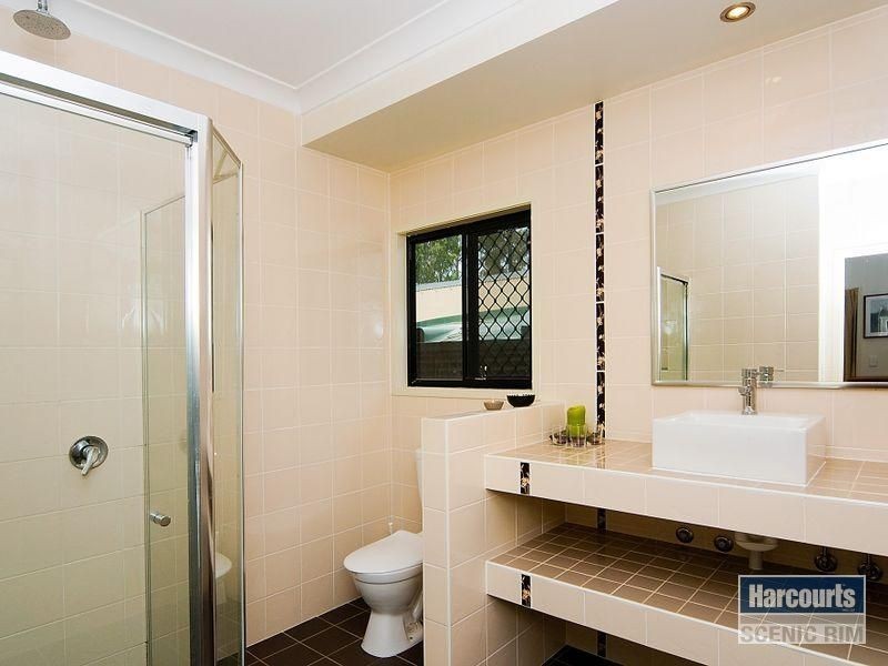 10-12 Bullock Wagon Crescent, Greenbank QLD 4124