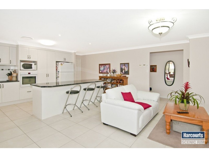 14 Skyview Court, Jimboomba QLD 4280