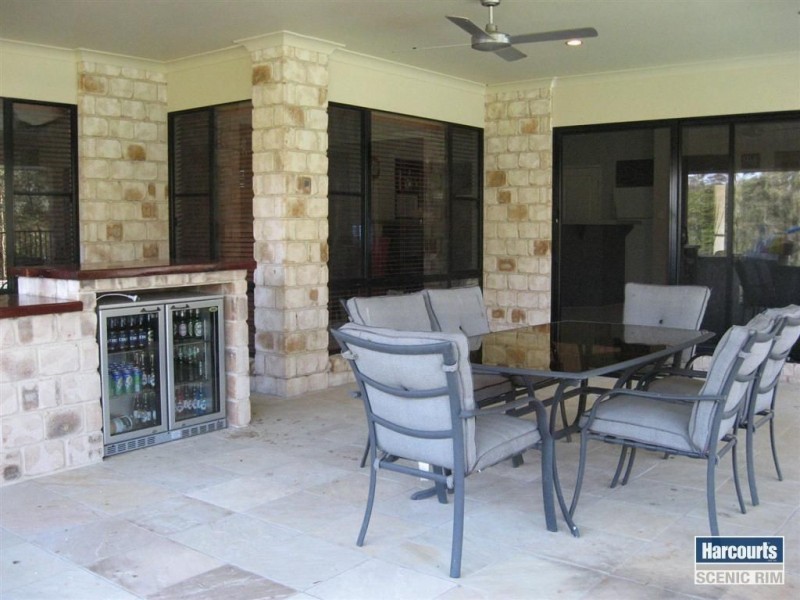 270 Caswell Road / Old Bluff Rd, Cedar Vale QLD 4285