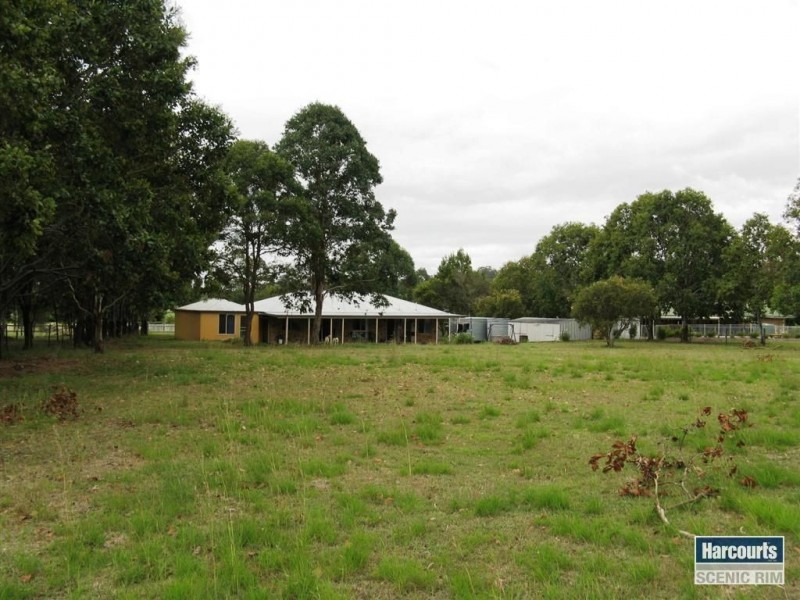 2-4 Russell Court, Cedar Grove QLD 4285