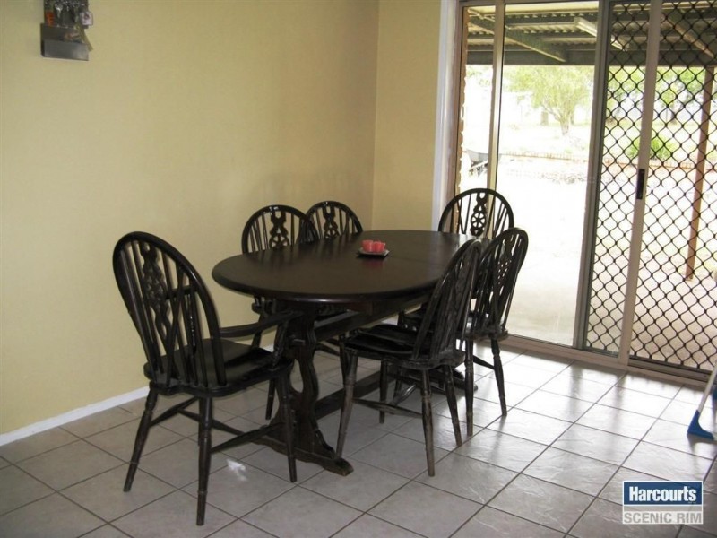 2-4 Russell Court, Cedar Grove QLD 4285