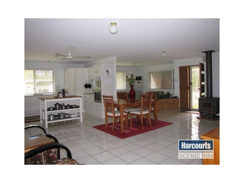 44 Lakefield Court, Chambers Flat QLD 4133