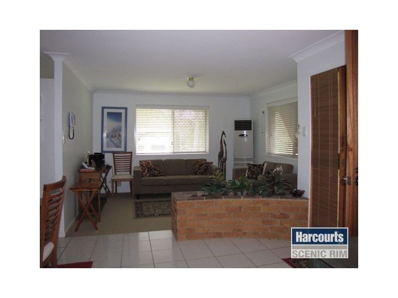 44 Lakefield Court, Chambers Flat QLD 4133