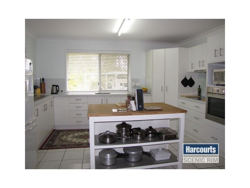 44 Lakefield Court, Chambers Flat QLD 4133