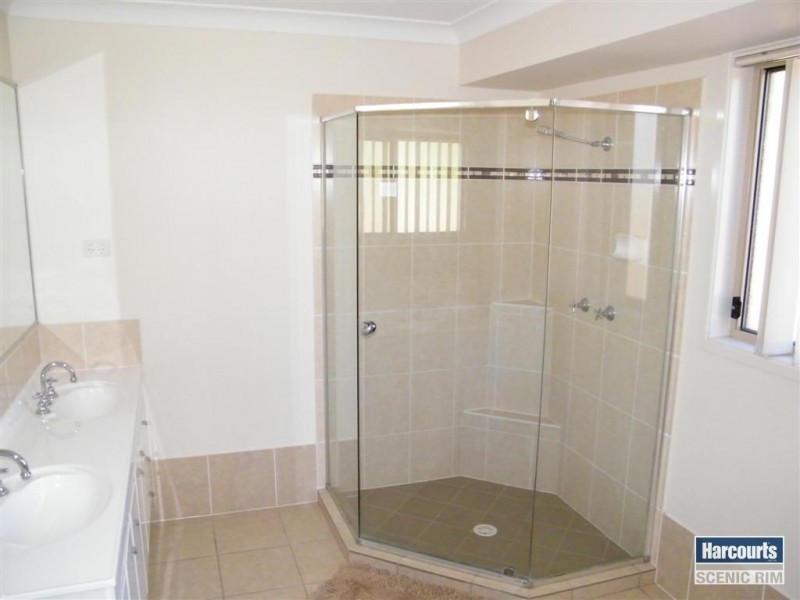 72-74 Lady Penrhyn Court, Mundoolun QLD 4285