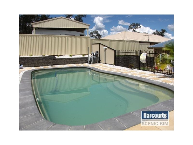 37 Gumview Cr, Jimboomba QLD 4280