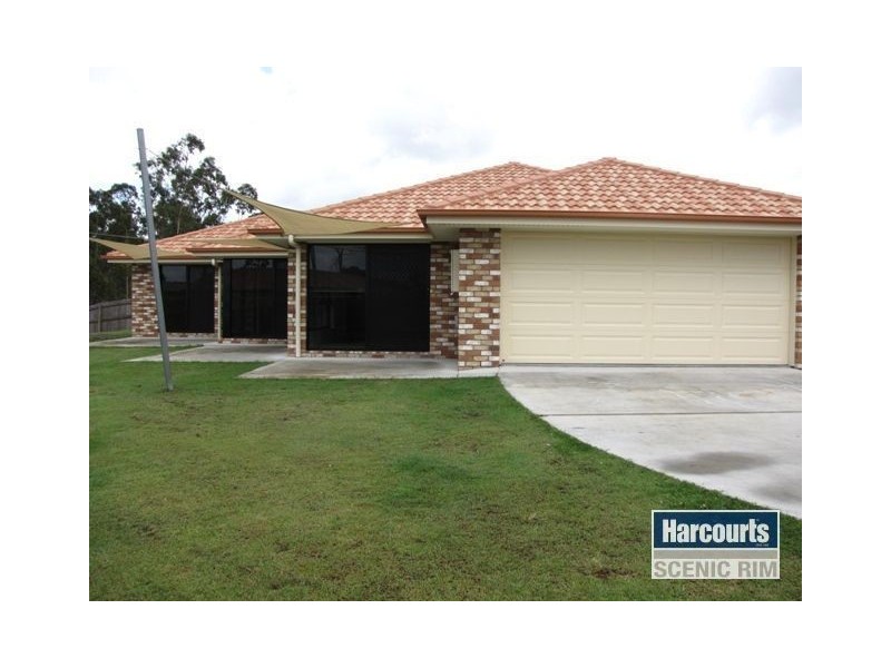 2 Hilltop Crescent, Jimboomba QLD 4280
