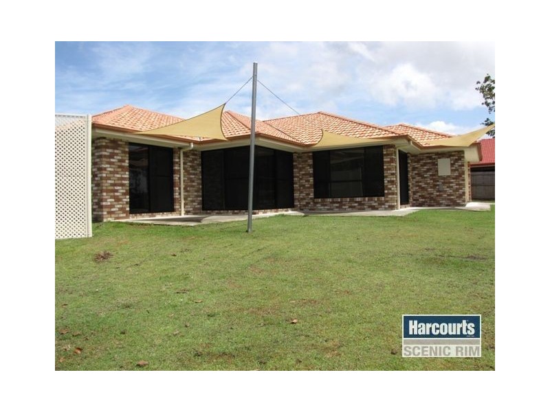 2 Hilltop Crescent, Jimboomba QLD 4280