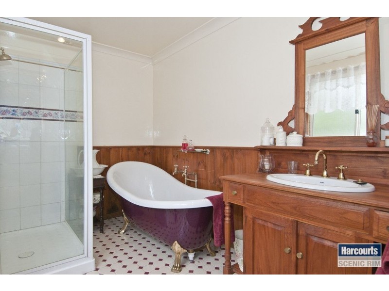 2 Koolena Rd, North Maclean QLD 4280