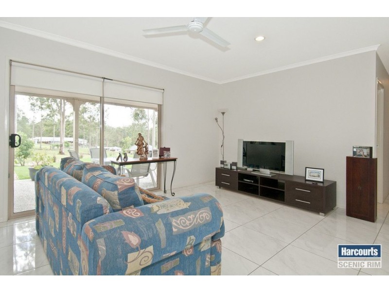 5 White Beech Court, Cedar Vale QLD 4285