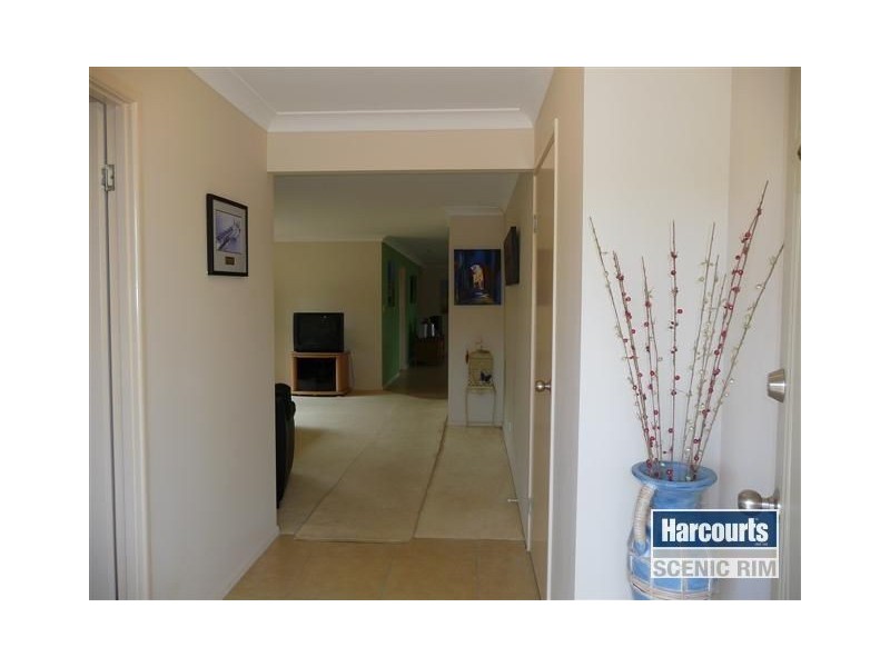 113 John Collins Dr, Mundoolun QLD 4285