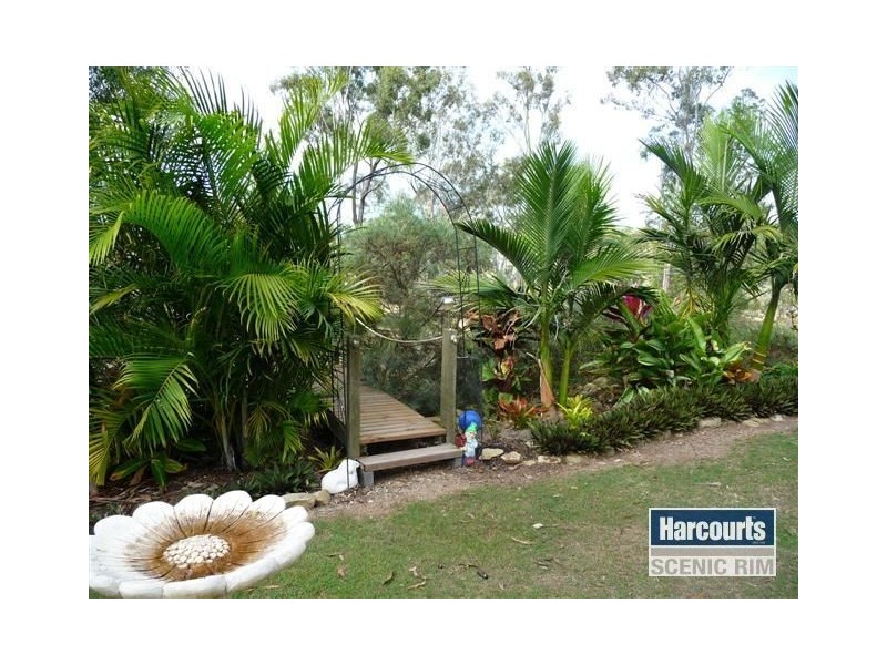 113 John Collins Dr, Mundoolun QLD 4285