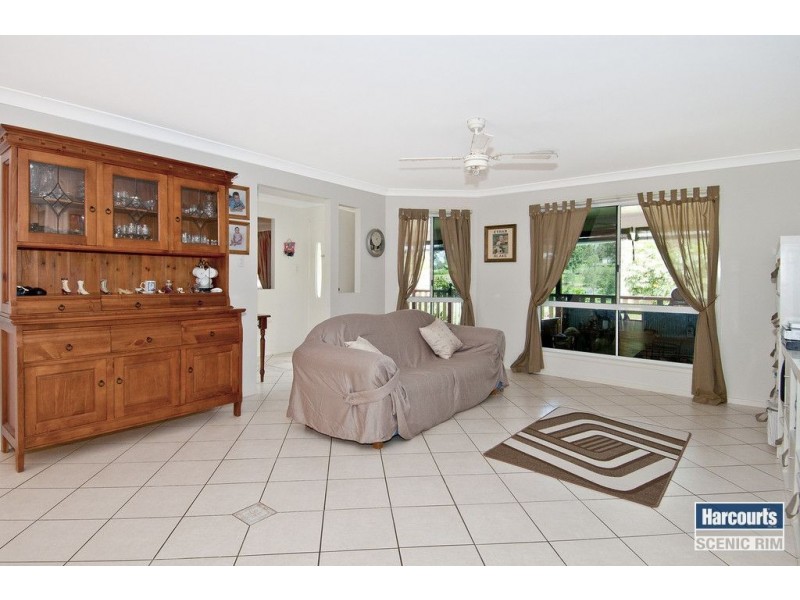 121 Beattie Rd, Mundoolun QLD 4285