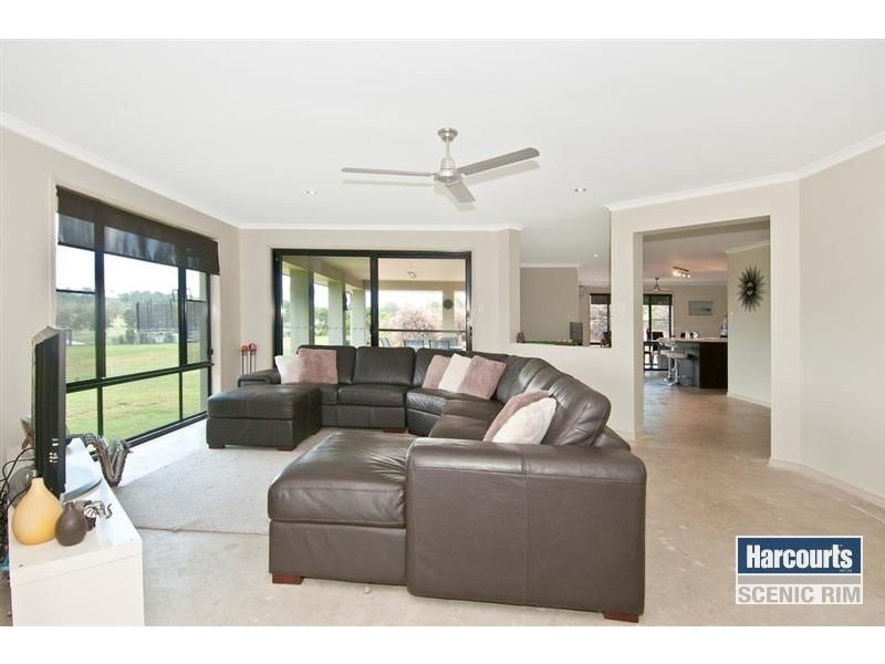 68 Lady Penrhyn Court, Mundoolun QLD 4285