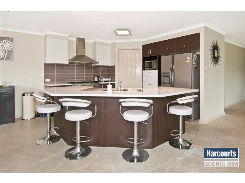 68 Lady Penrhyn Court, Mundoolun QLD 4285