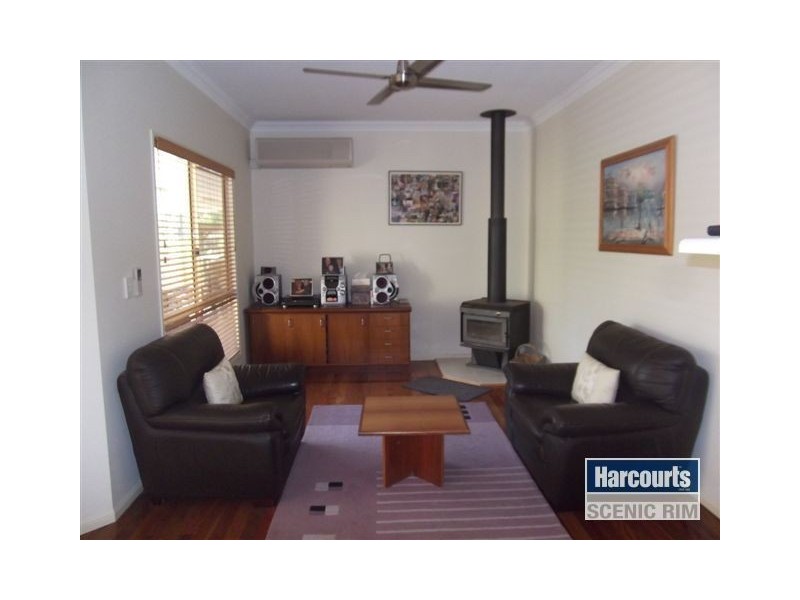 63 Monmouth Court, Jimboomba QLD 4280