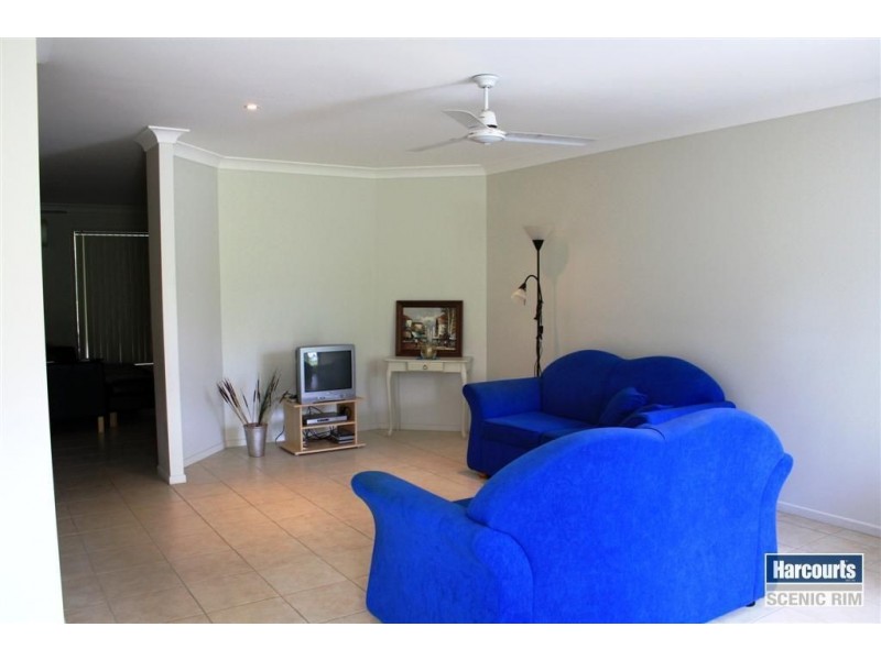 55 Blackbutt Rd, Cedar Vale QLD 4285