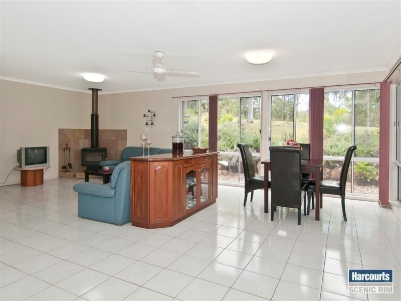 11 Apollo Court, Cedar Vale QLD 4285