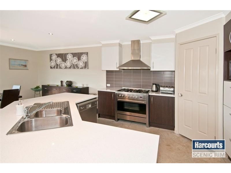 68 Lady Penrhyn Crt, Mundoolun QLD 4285