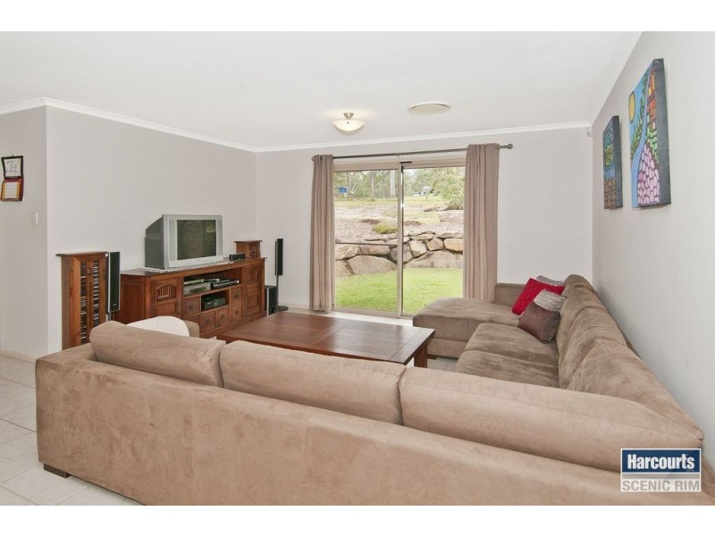 46 Bottlebrush Dr, Jimboomba QLD 4280