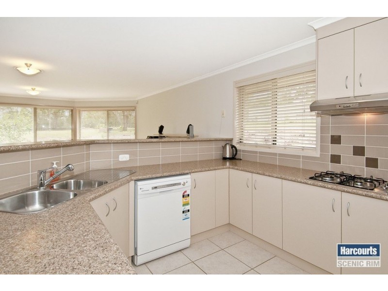 46 Bottlebrush Dr, Jimboomba QLD 4280