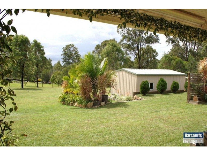 6-8 White Cedar Court, Cedar Vale QLD 4285