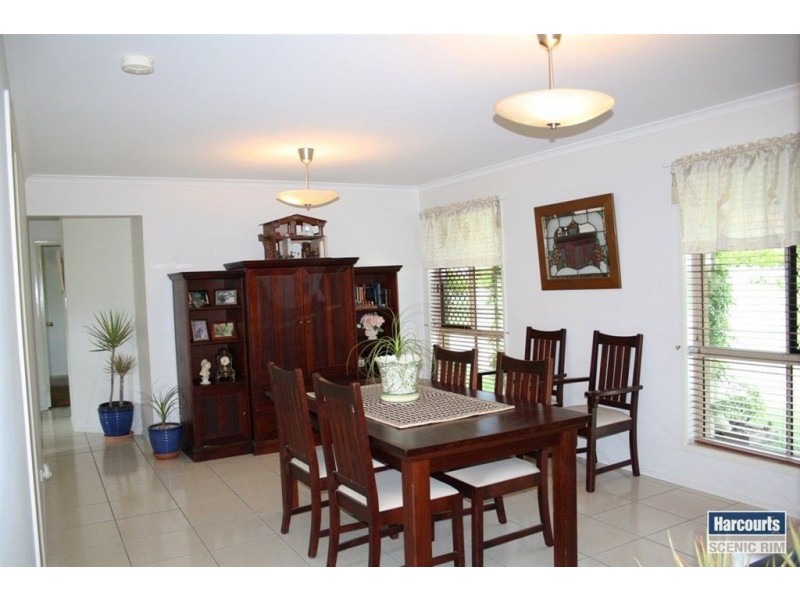 6-8 White Cedar Court, Cedar Vale QLD 4285