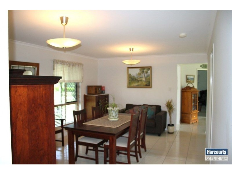 6-8 White Cedar Court, Cedar Vale QLD 4285