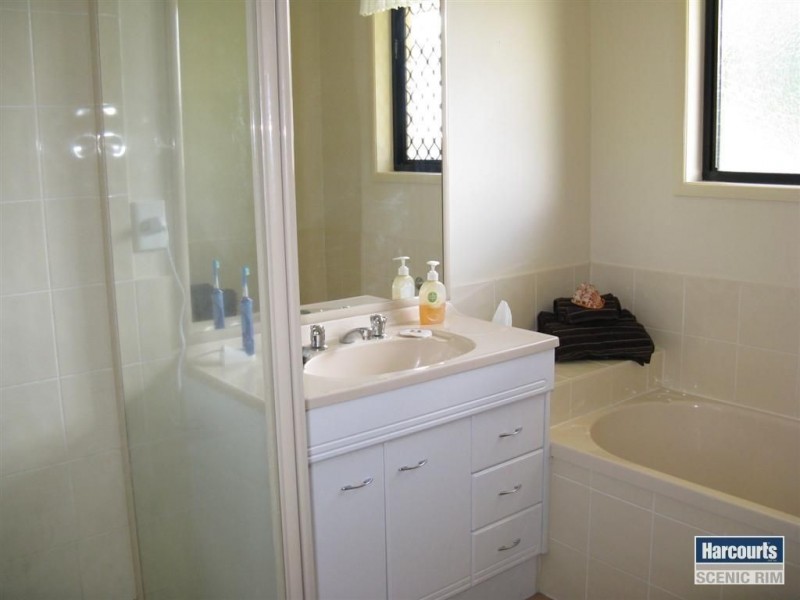 2 Anders St, Jimboomba QLD 4280