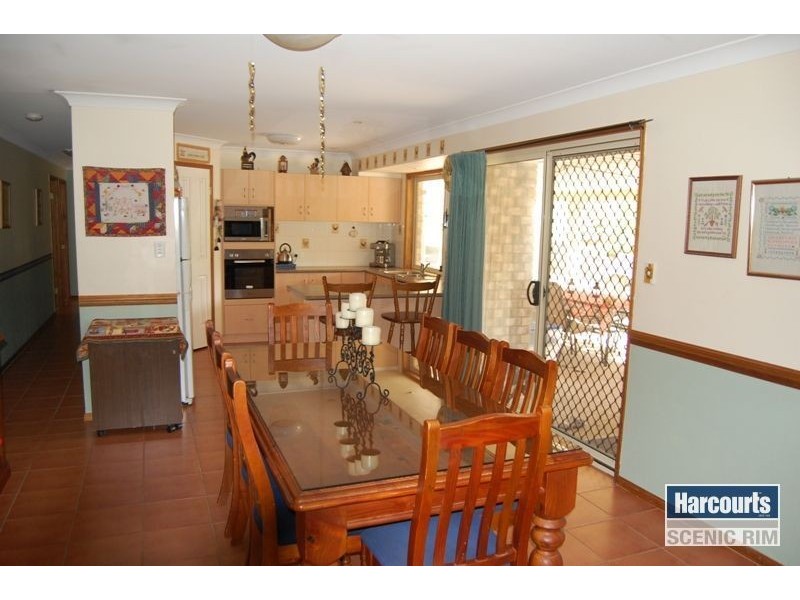 5 Jackeroo Ct, Jimboomba QLD 4280